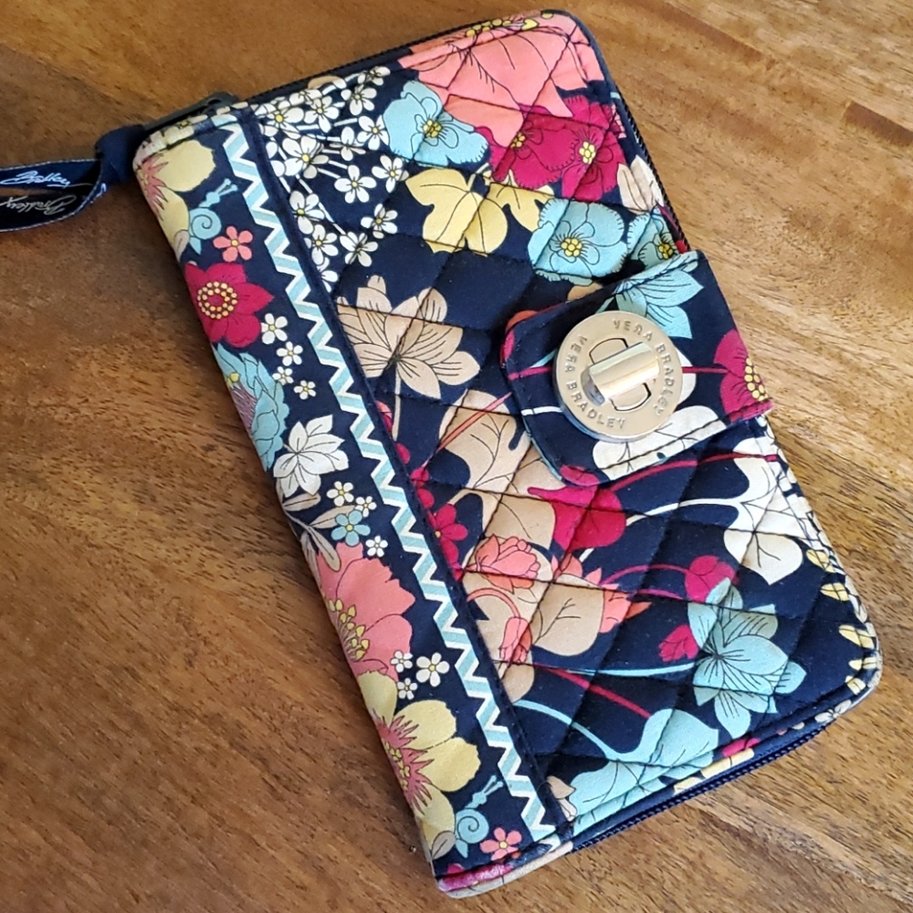 Vera Bradley wallet